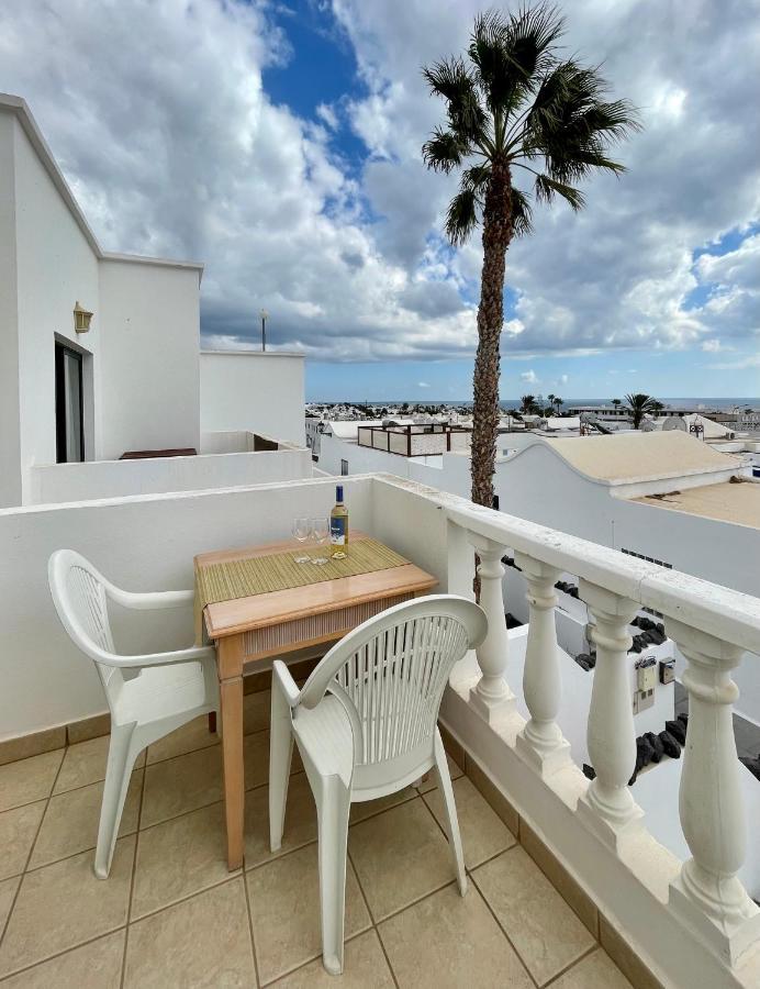 Cozy And Sunny Apartment Over The Rooftops Puerto del Carmen  Dış mekan fotoğraf
